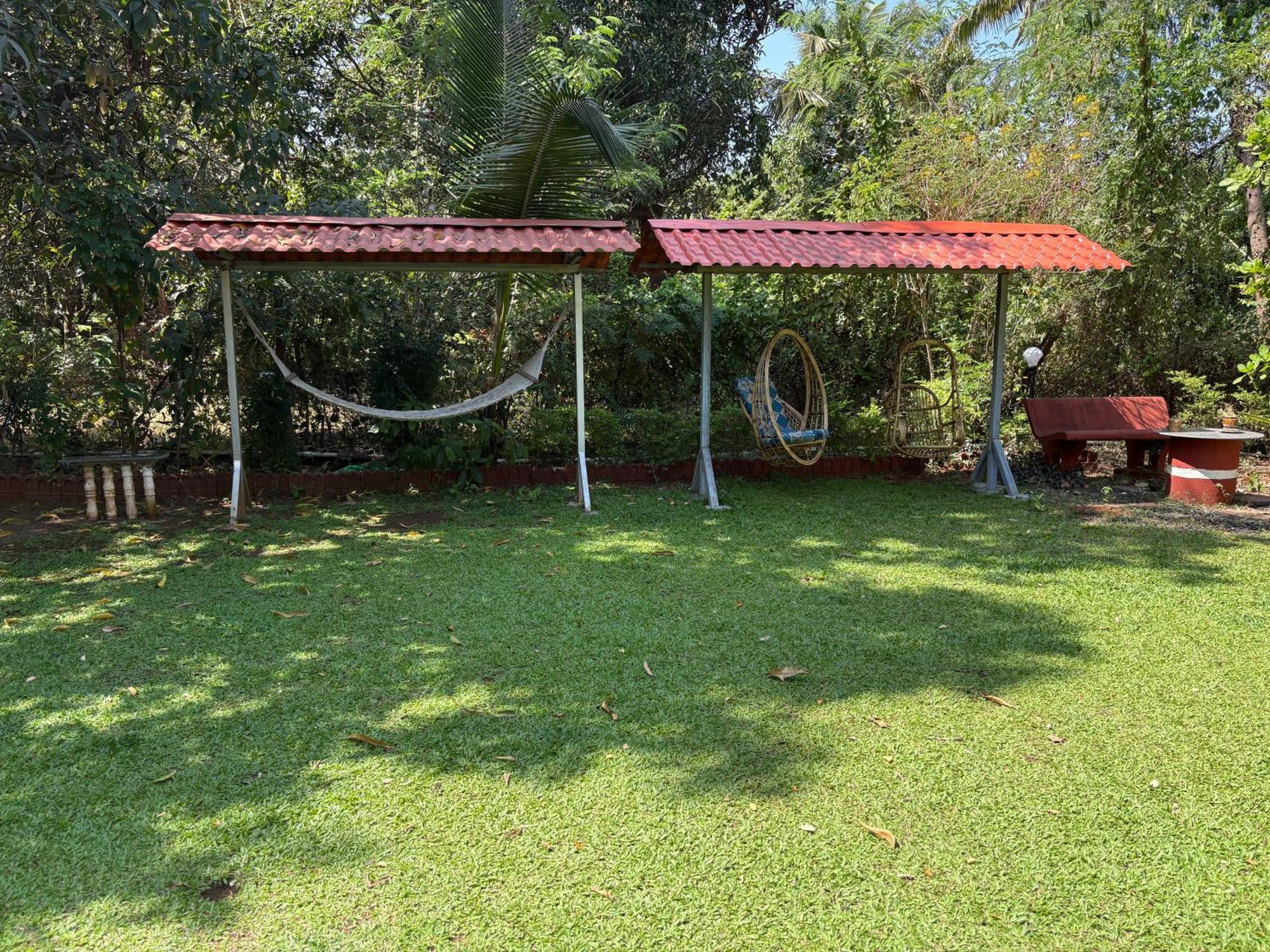 The Rippling Edge - River Front Property Karjat Eksteriør billede