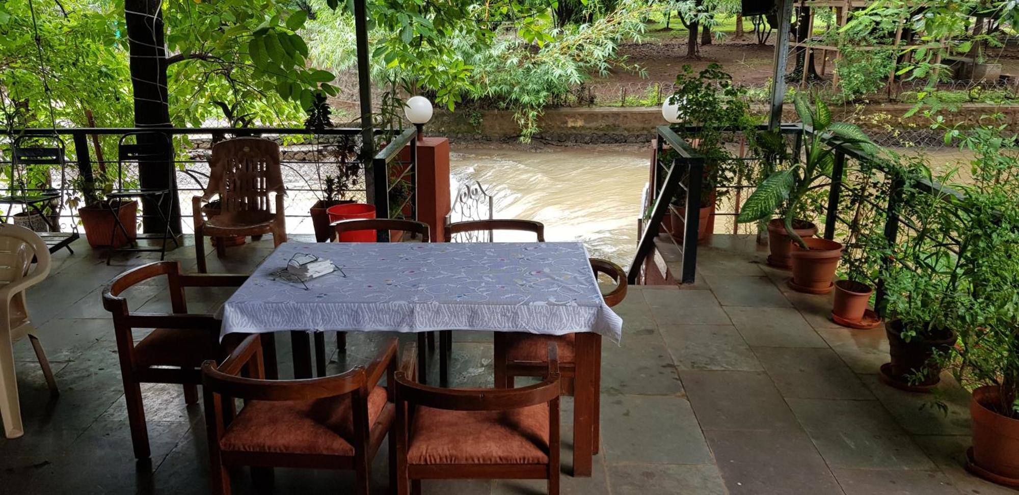 The Rippling Edge - River Front Property Karjat Eksteriør billede