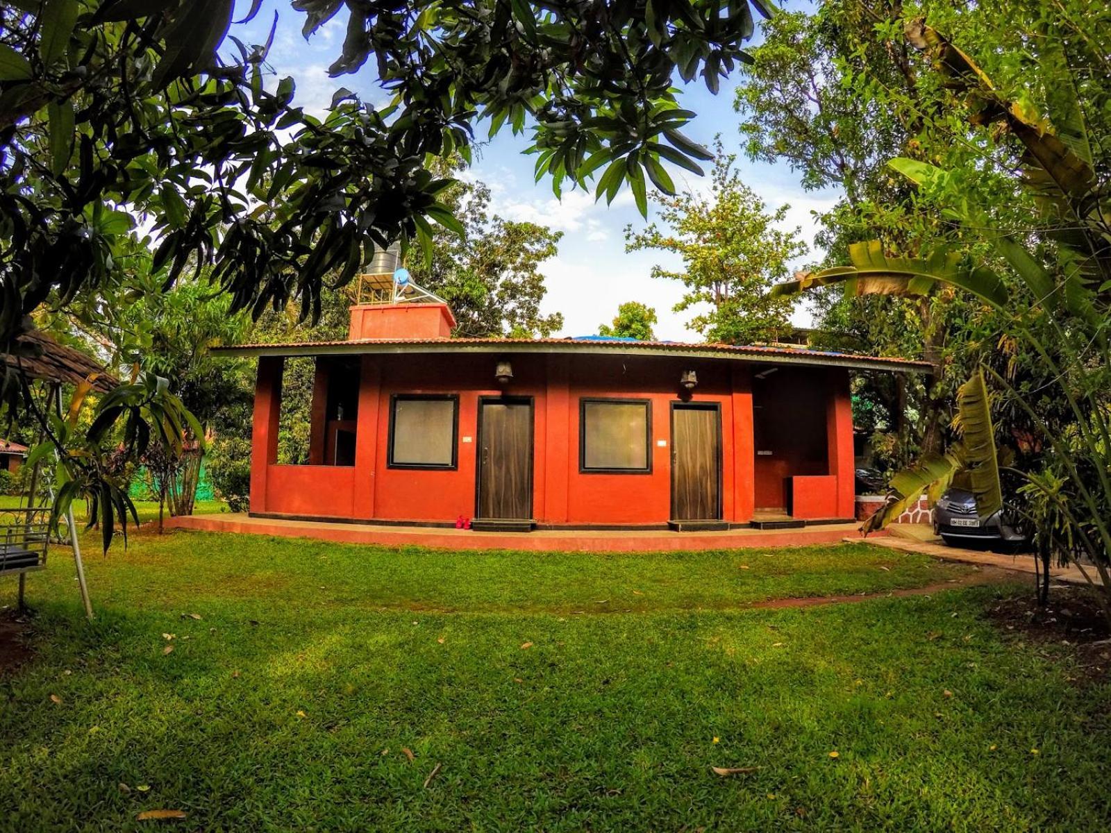 The Rippling Edge - River Front Property Karjat Eksteriør billede